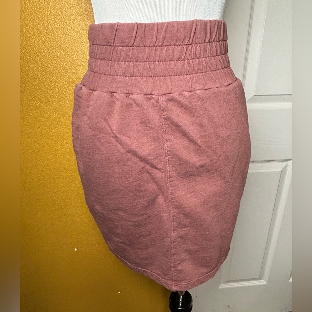 ASOS, rust skirt!! - Picture 2 of 9